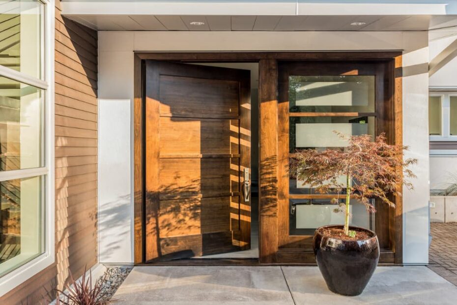 Magnifique porte en bois de luxe d une nouvelle maison